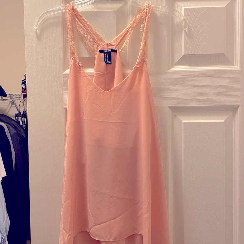 ✨✨NEW✨✨ Forever21 pink lace flowy tank